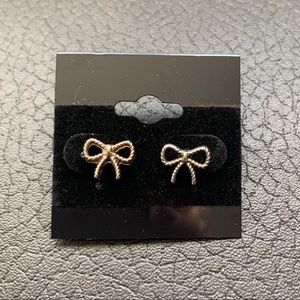 Silver Bow Earring